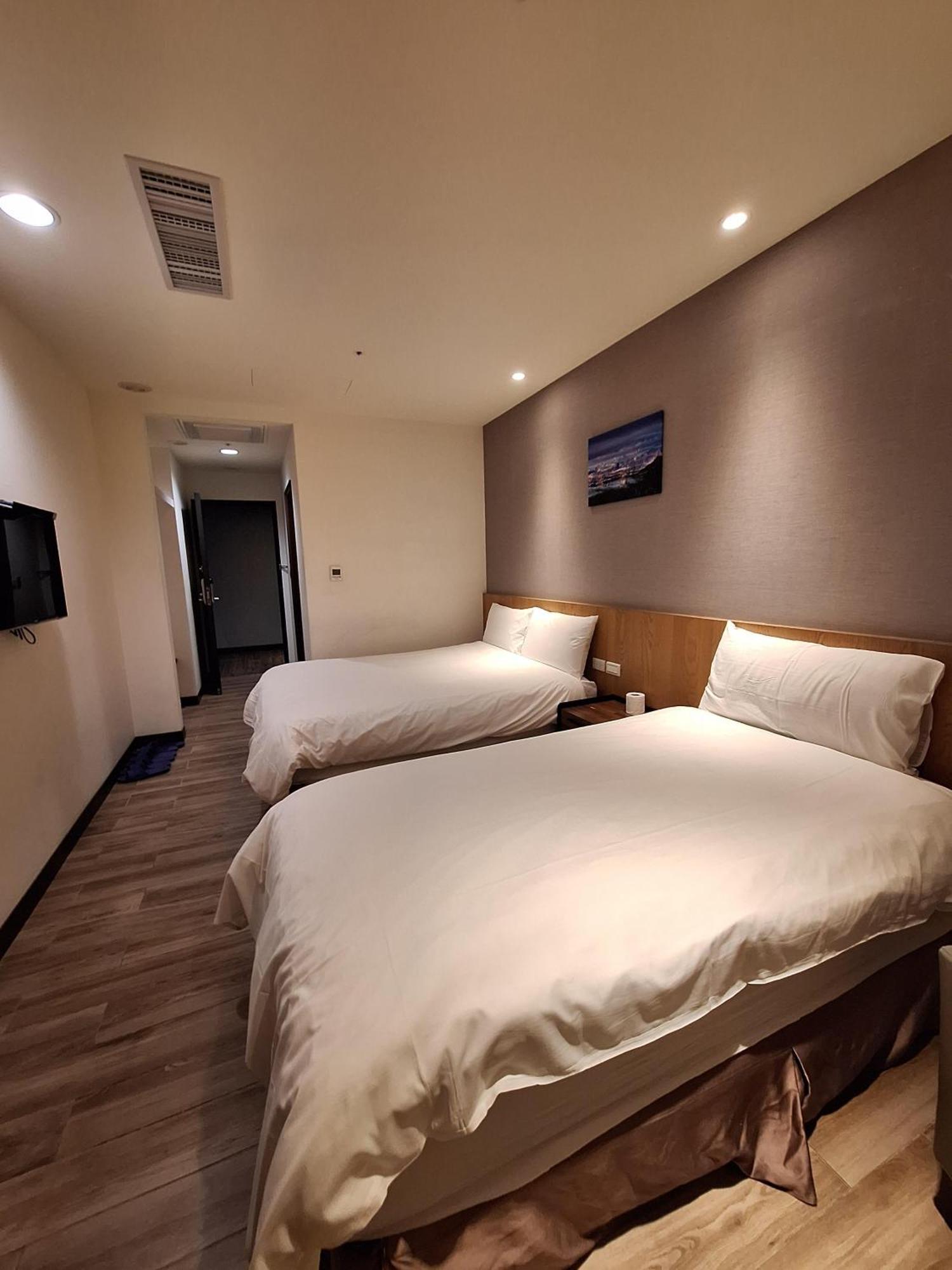 Honest & Warm Hotel Таоюань Экстерьер фото