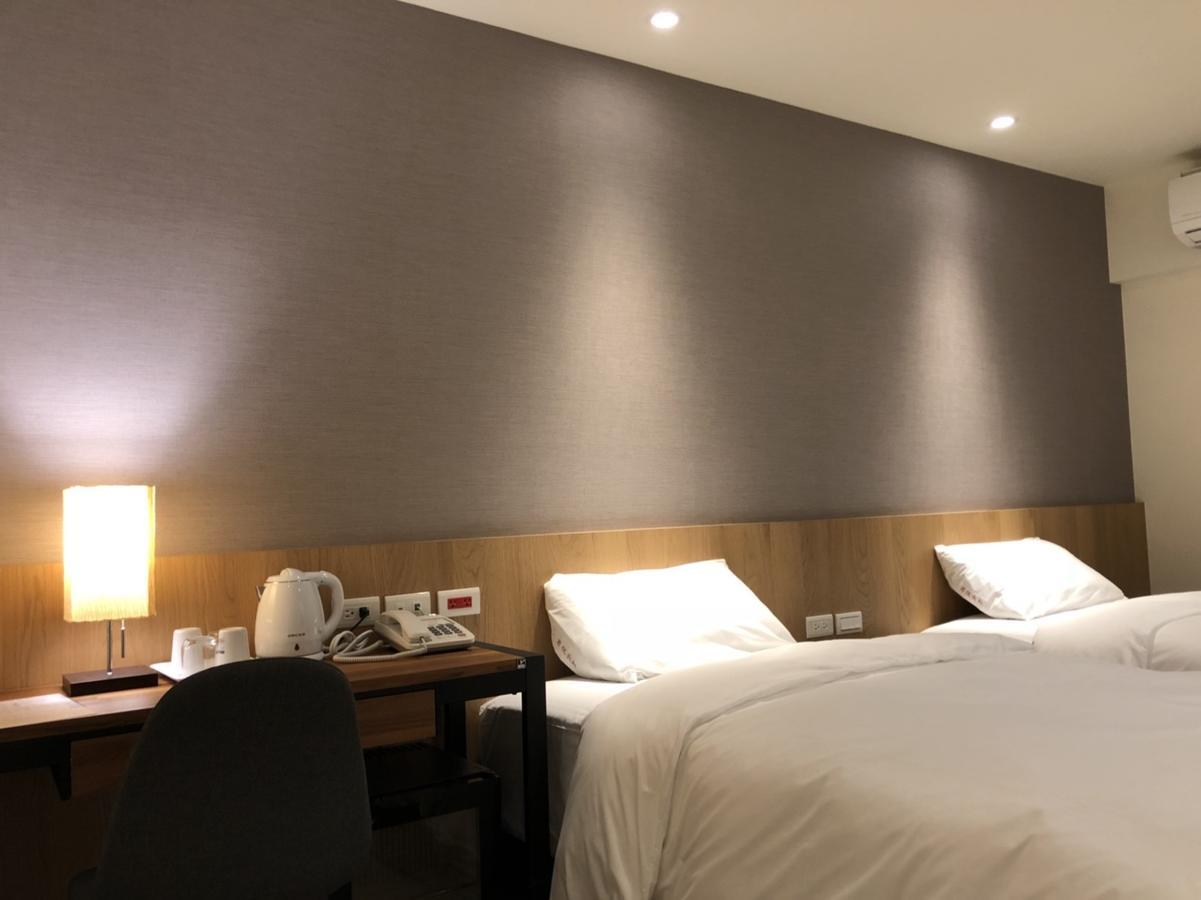 Honest & Warm Hotel Таоюань Экстерьер фото