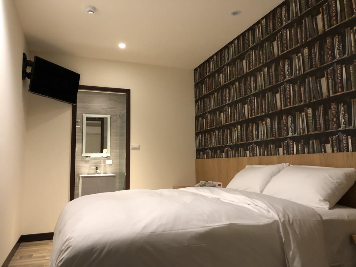 Honest & Warm Hotel Таоюань Экстерьер фото